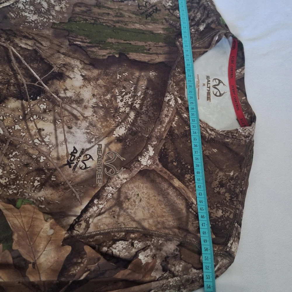 Realtree Forest Camo Long Sleeve Shirt - Picture 9 of 11